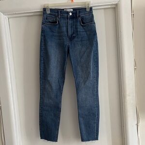 ❤️Reformation Darwin Ankle Fray Jeans Size 26 High Rise Skinny Fit